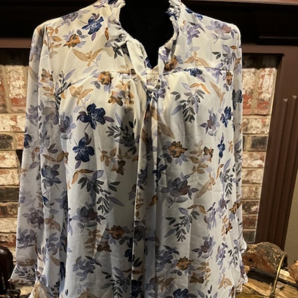 Lovely White Blouse (Small) with Blue and Tan Flowers (with sash)